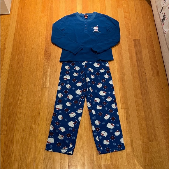 Hello Kitty Blue Woman's Pajama Set Size Small - Picture 1 of 9